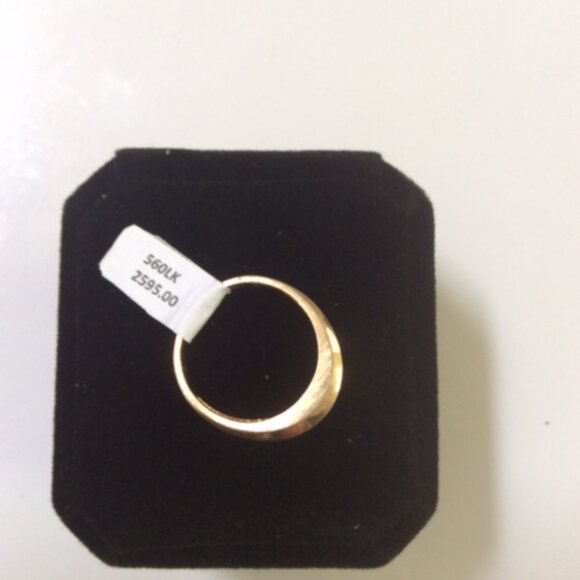 NWT STUNNING 14k GOLD &DIAMOND RING MSRP $4,495 - Picture 4 of 6